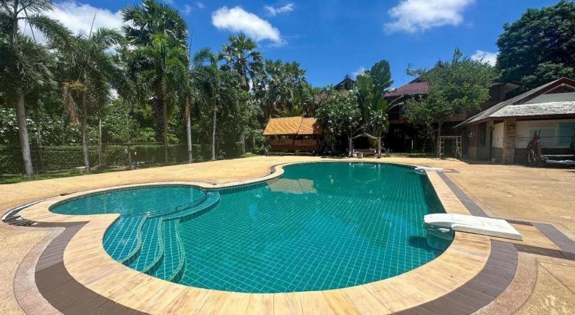 Siam River Resort Чайяпхум Екстер'єр фото